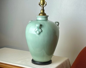 Chinese Celadon Glazed Porcelain Table Lamp, Vintage Mid Century Asian Ceramic Jade Green Color Accent Lighting