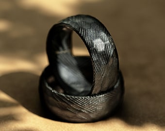 Black Hammered Solid Damascus Steel Ring Band Unique Mens Wedding Band Engagement Ring For Him 8mm Gift for Him Proposal Ring