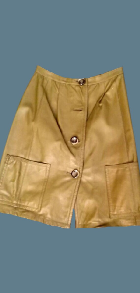womens green leather skirt Gem