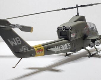 Zippo　ベルヘリコプター　テキストロン　AH-1　コブラ　新品未使用 Bell AH-1J Cobra - Etsy