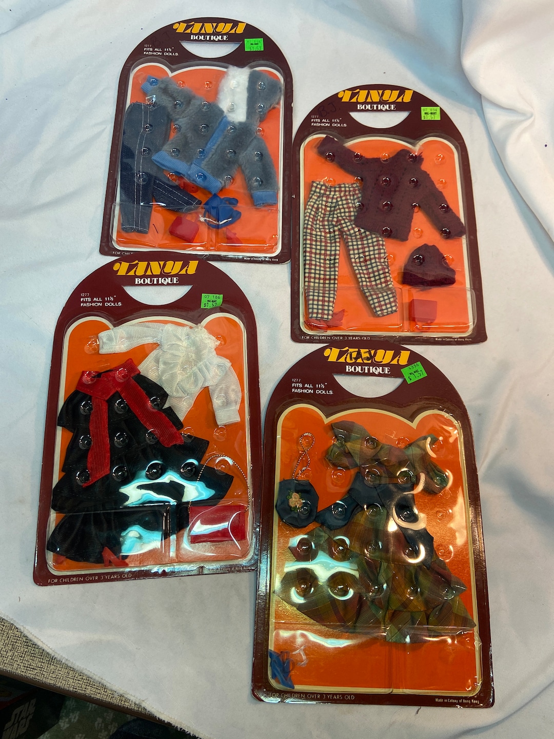 Vintage Tanya Boutique Fashion Dolls Clothes Outfits Sealed Barbie 11.5