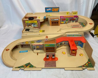 Jahrgang 1979 Mattel Hot Wheels Sto 'n Go City Service Center Spielset