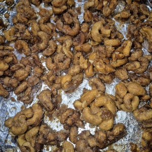 Cinnamon Sugar Roasted Candied Sweet Crunchy Cashews. 1/2 Pound. Vegan Friendly.