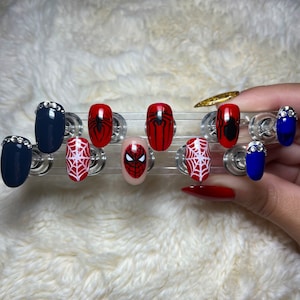 Spiders Press On Nails