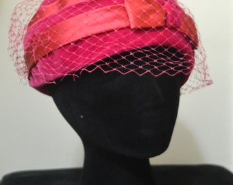 Vintage 1960’s  Cerise Pink Small Hat with net