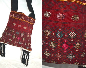 Vintage 1970’s Fabric Indian Style Shoulder Sling Bag