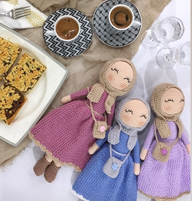 Poupée hijab au crochet, poupée musulmane Amigurumi, poupée Amigurumi au crochet à vendre, cadeau ramadan, cadeau musulman, cadeaux de l'Aïd pour les enfants 3 PCS Hijab Doll