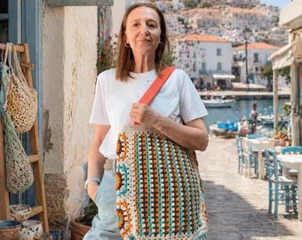 Boho Crochet Tote Bag with Waterproof Lining | Granny Square Bag | Handmade Beach Bag | Summer Market Tote | Colourful Shoulder Bag