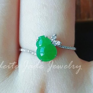 Grade A Glossy, Luminous Vibrant Apple-green Jadeite Hulu Ring, Diamond Leaf Lucky Calabash Ring, Feng Shui Symbol Of Health & Healing