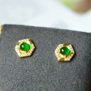 Brincos hexagonais de jadeíta natural, brincos de jadeíta verde imperial garantidos grau A, brincos de diamante de jade Fei Cui em ouro amarelo 18k