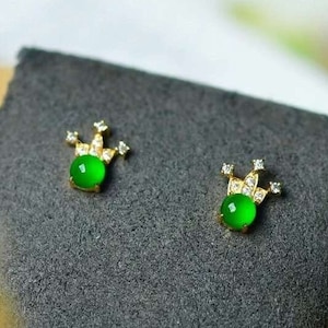 Brincos de coroa de rainha de jadeíte natural, brincos de jadeíte verde imperial garantidos grau A, brincos de diamante de jade Fei Cui em ouro amarelo 18k