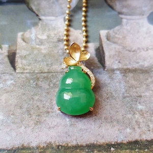 Vivid Green Jade Hulu Pendant, Lotus Flower Jadeite Fat Gourd, Auspicious Natural Jade Stone, Good Luck Feng Shui Necklace, Calabash Jade