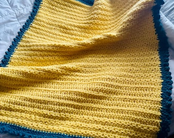 Chunky Crochet Blanket Pattern | Beginner Friendly Throw (PDF Download)