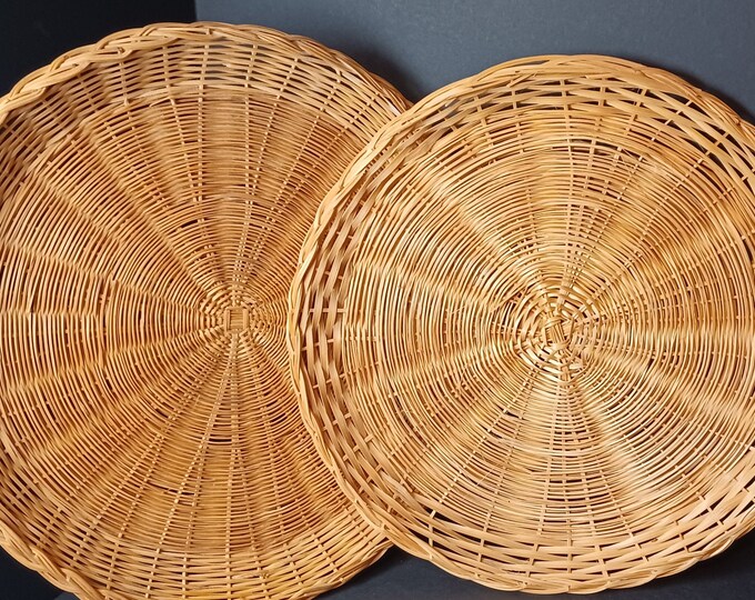 Vintage 1989 Bamboo Paper Plate Holders Wall Decor Etsy