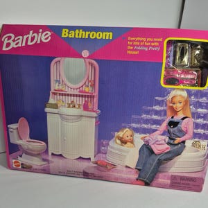 Vintage Mattel Barbie Bathroom Vanity Play-Set Pink Version 1997 NOS 67555-92