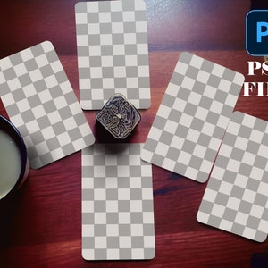 Tarot Card Spread Mockup - Scena della stanza scaricabile PSD Tarot Card Mockup - Download immediato PSD Photoshop file