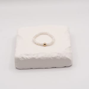 delicate elastic ring made of polished gemstones - minimalist