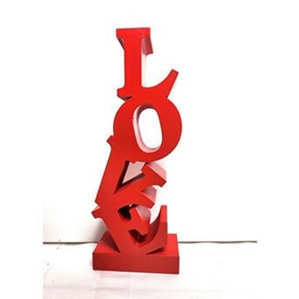 LOVE Verticale sculpture En impression 3D