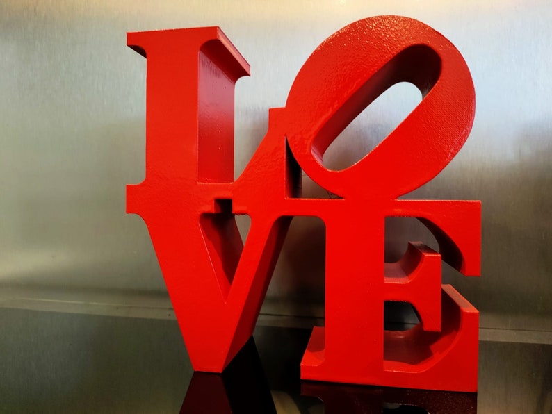 LOVE sculpture En impression 3D image 1