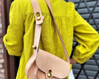 Leather Saddle Bag - Natural Vegetable Tan - Handmade Leather Bag - Vintage Inspired - Crossbody - VegTan Leather Shoulder Bag - Made In USA