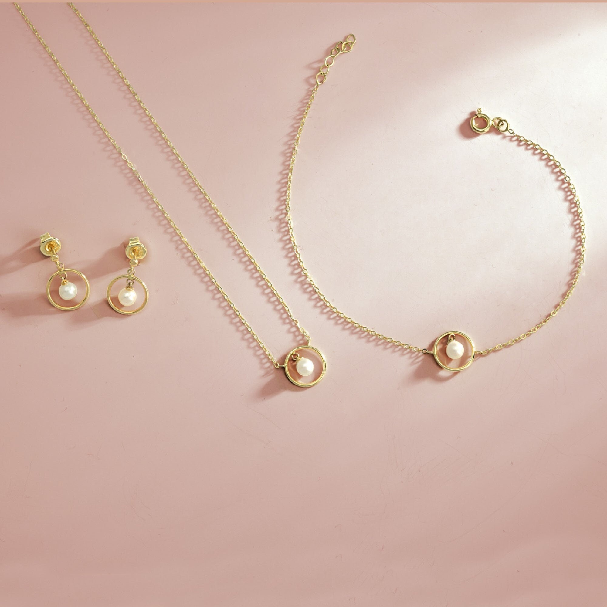 3 Piece Pearl Jewelry Set in 8K Solid 