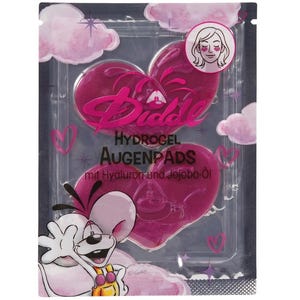 Peut inclure: Un sachet de patchs pour les yeux en hydrogel de la marque Diddl contenant deux patchs en gel rose foncé en forme de cœur. L'emballage présente une souris de dessin animé, des nuages roses et le texte Diddl HYDROGEL AUGENPADS mit Hyaluron und Jojoba-Öl.