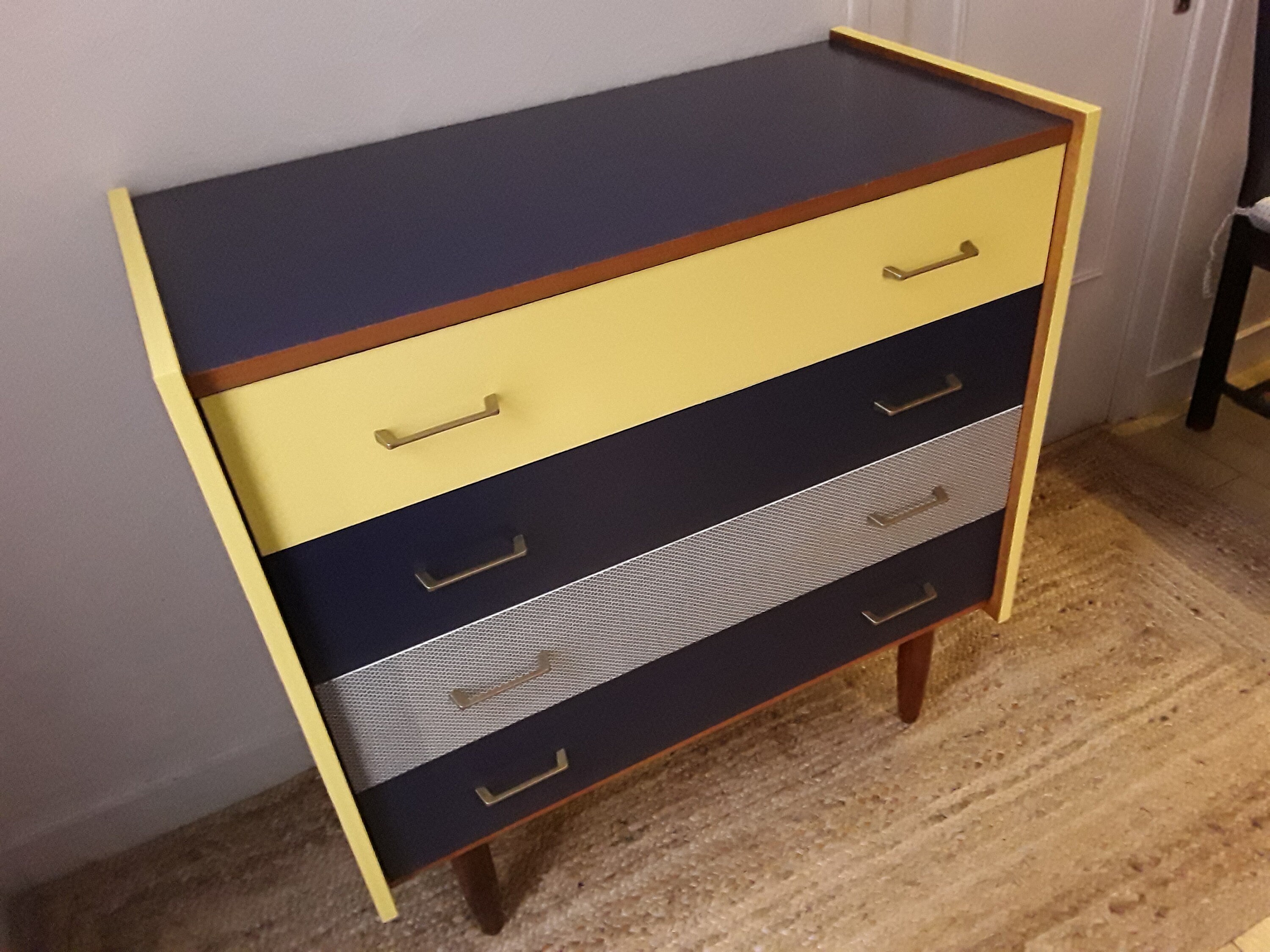 Henriette // Commode Vintage Relookée #vintage #upcycling