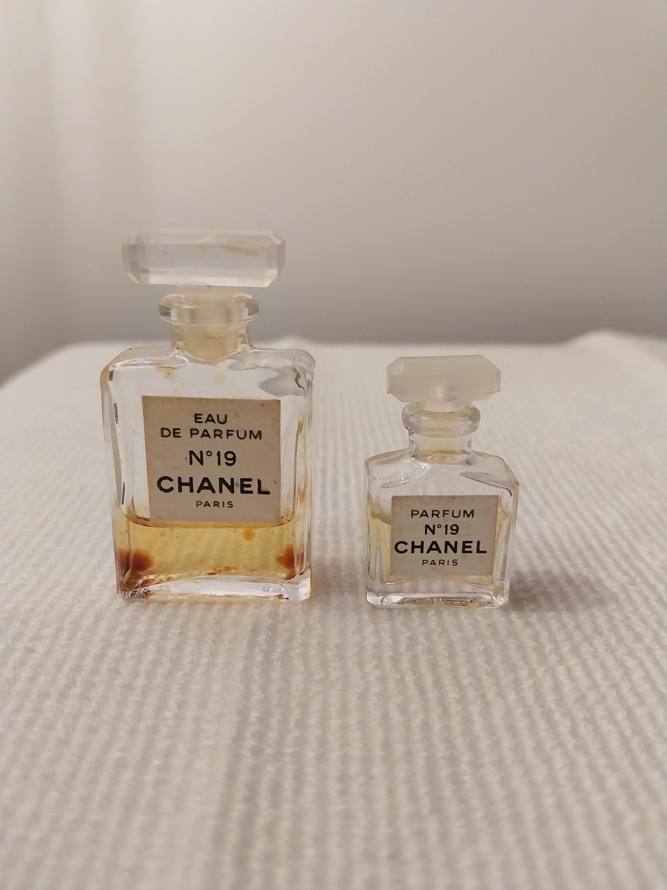Chanel No 19 Perfume - Etsy Canada