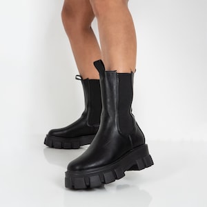 Women&#39;s Chunky Calf High Ankle Boots