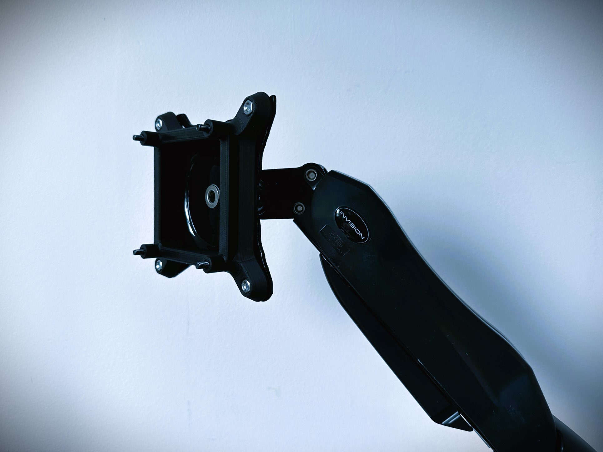 InVision MX150 PC Monitor Arm