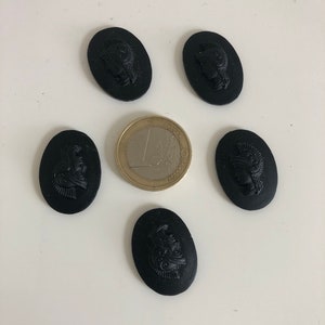 Black Sparta Cameo