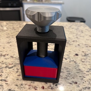 TCG Deck Press - For Single or Double Sleeved Cards