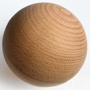 Stock wooden Ball 90mm / 9cm / 3.5 inch diameter wooden crafts ball sphere, round, natural & sustainable, Beech Hardwood