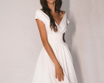 dress simple and elegant