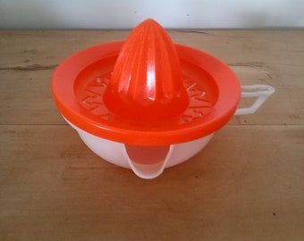 Exprimidor de cítricos de plástico Domplex vintage