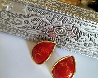 Pendientes vintage de los años 90 con efecto craquelado dorado y rojo, bisutería