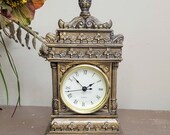 Vintage Desk Clock Handmade Battery Operated Classic Analog Table Living Room Home and Kitchen Decor Shelf Metal Gold Floral Exquisite Gift