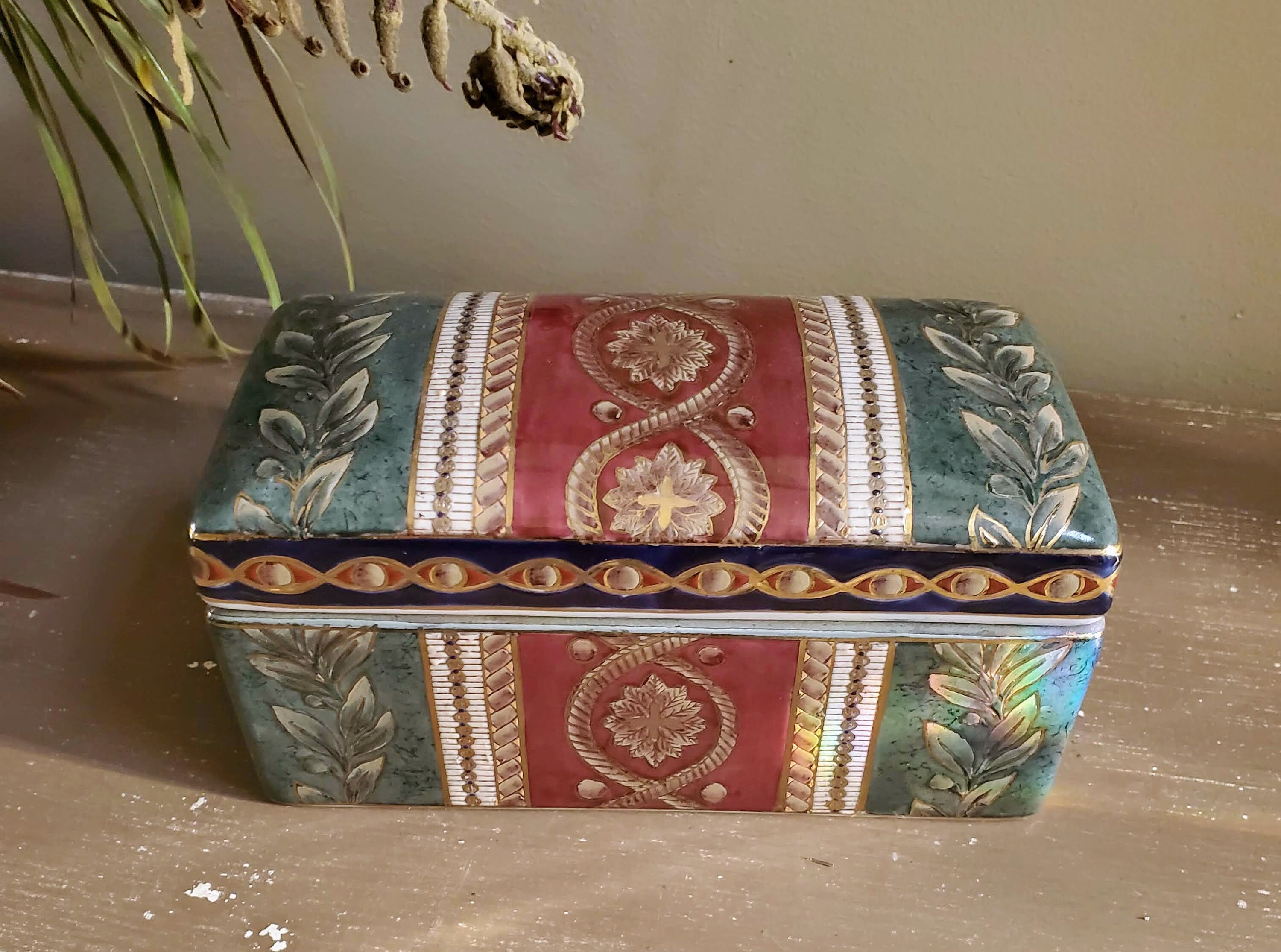 Vintage Decorative Ceramic Box