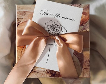 Carte Bonne Fête Maman Dessin d’une Rose, carte dessin simple fleur, jolie carte fête des mères, mère fille jeune maman papa coeur rouge