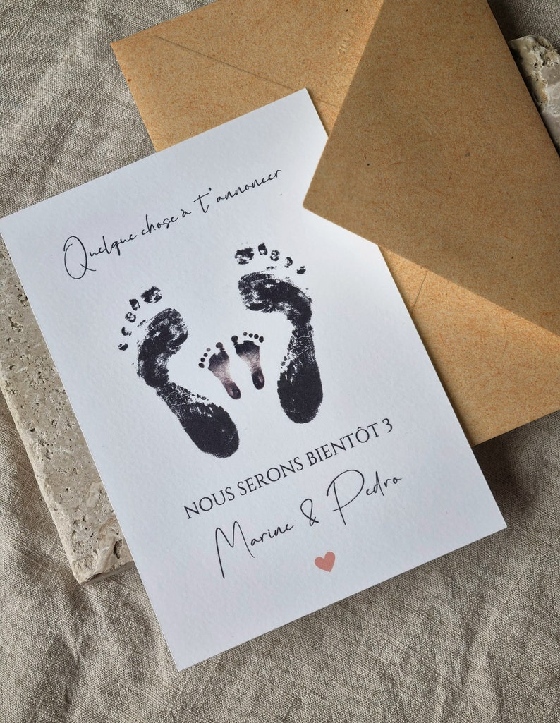 Carte Annonce Grossesse Personnalisée Empreintes Pieds Bébé Futurs Parents Surprise Bonne nouvelle Prénoms la famille s’agrandit enfant 2025 image 5