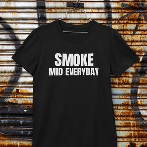 Counter-Strike Global Offensive | Smoke Mid Everyday T-Shirt | Funny Black Gaming Unisex T-Shirt | Perfect Gift for Gamers and CSGO Fans