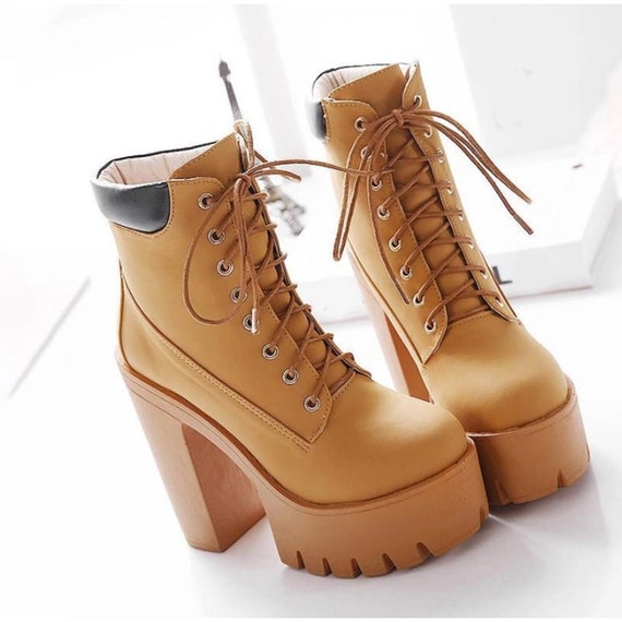 Women's Lace Up Platform Ankle Boots Heels Shoes Autumn and Winter