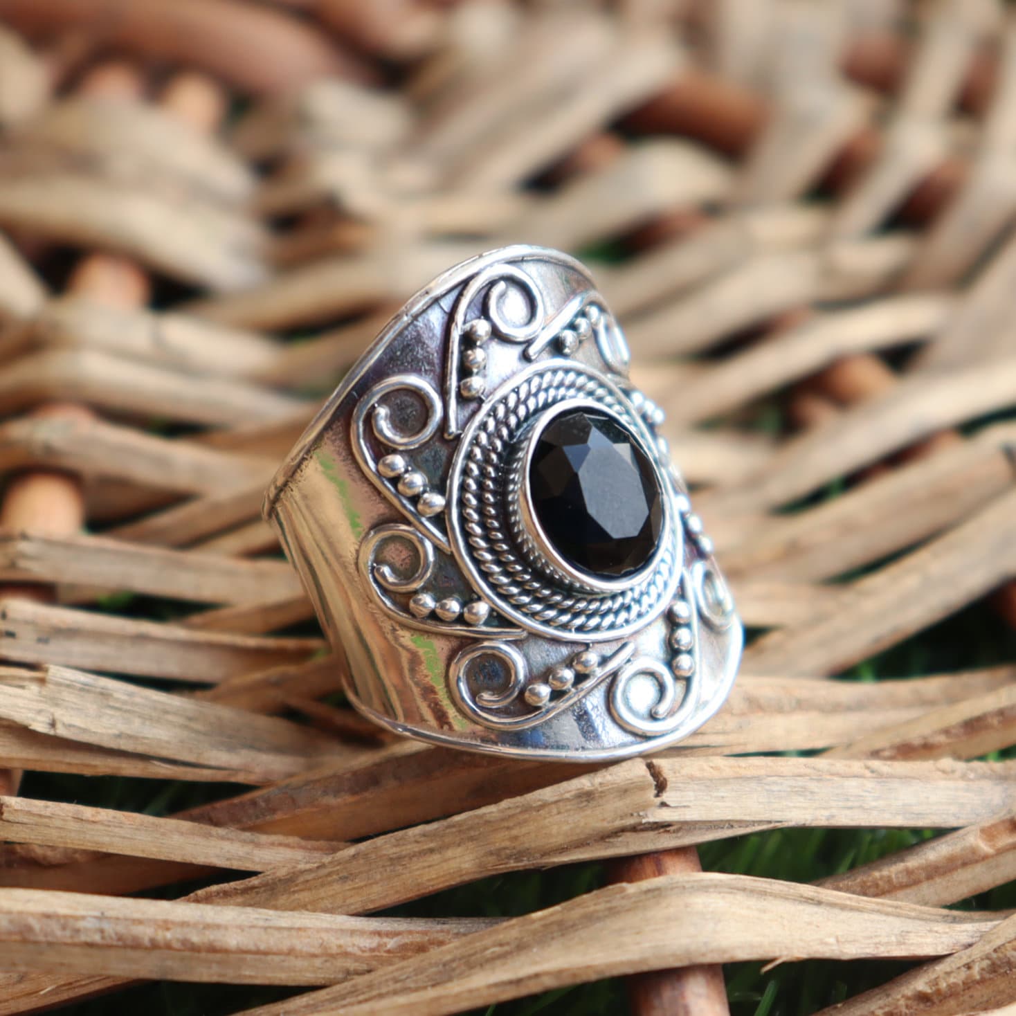★pandorum★ Luxury ring Onyx PR-010 Retired Pandora Elegant Embrace Onyx Ring with Diamonds