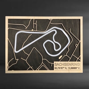 Racebaan Sachsenring van hout met acryl, ideaal voor motor- en racefans, kaart, Nürburgring, Hockenheimring, Lausitzring