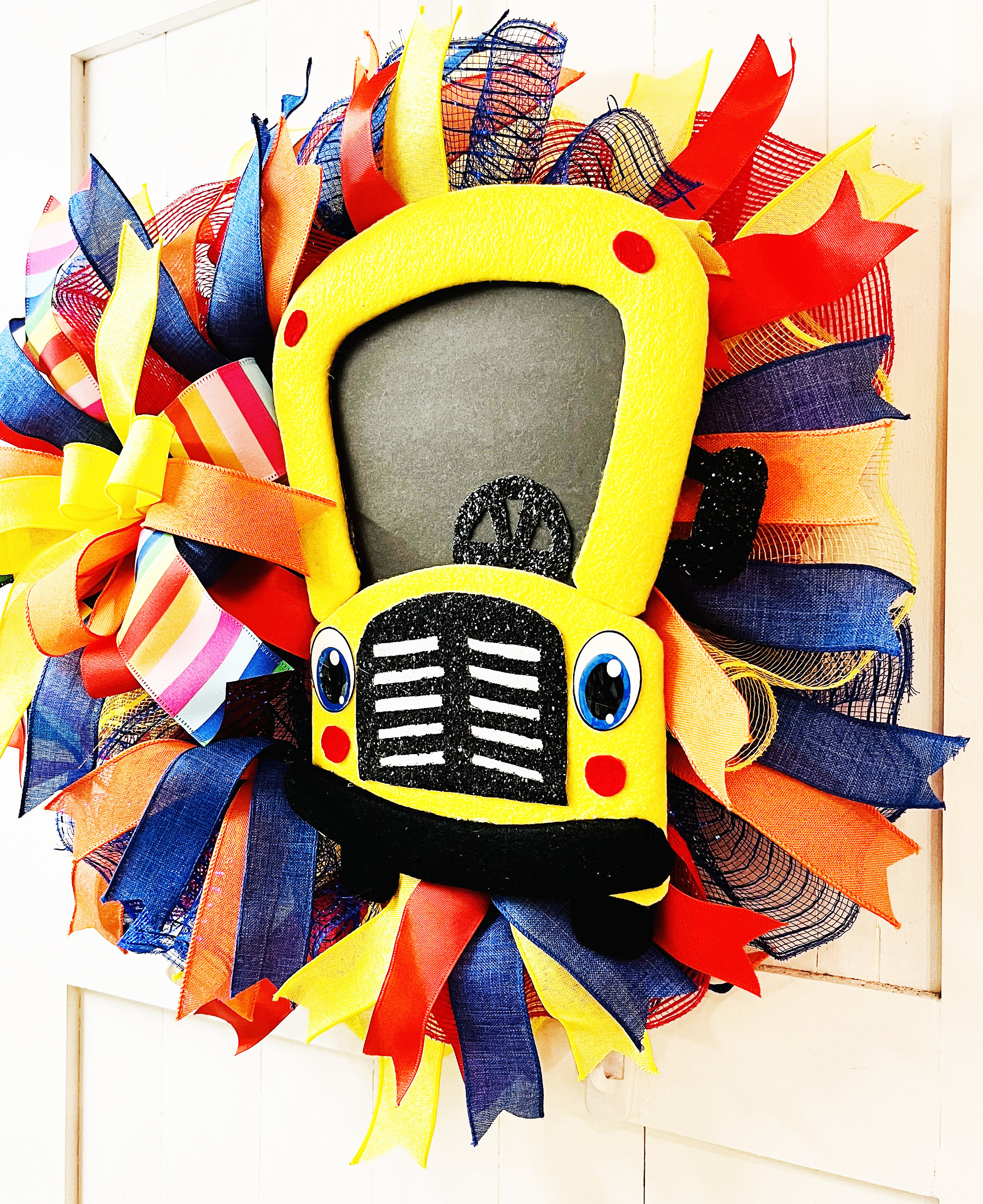 Back to School Bus Wreath, Teacher Gift, Primary Colors - Etsy