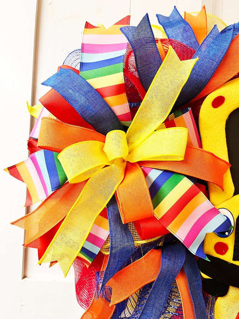 Back to School Bus Wreath, Teacher Gift, Primary Colors - Etsy