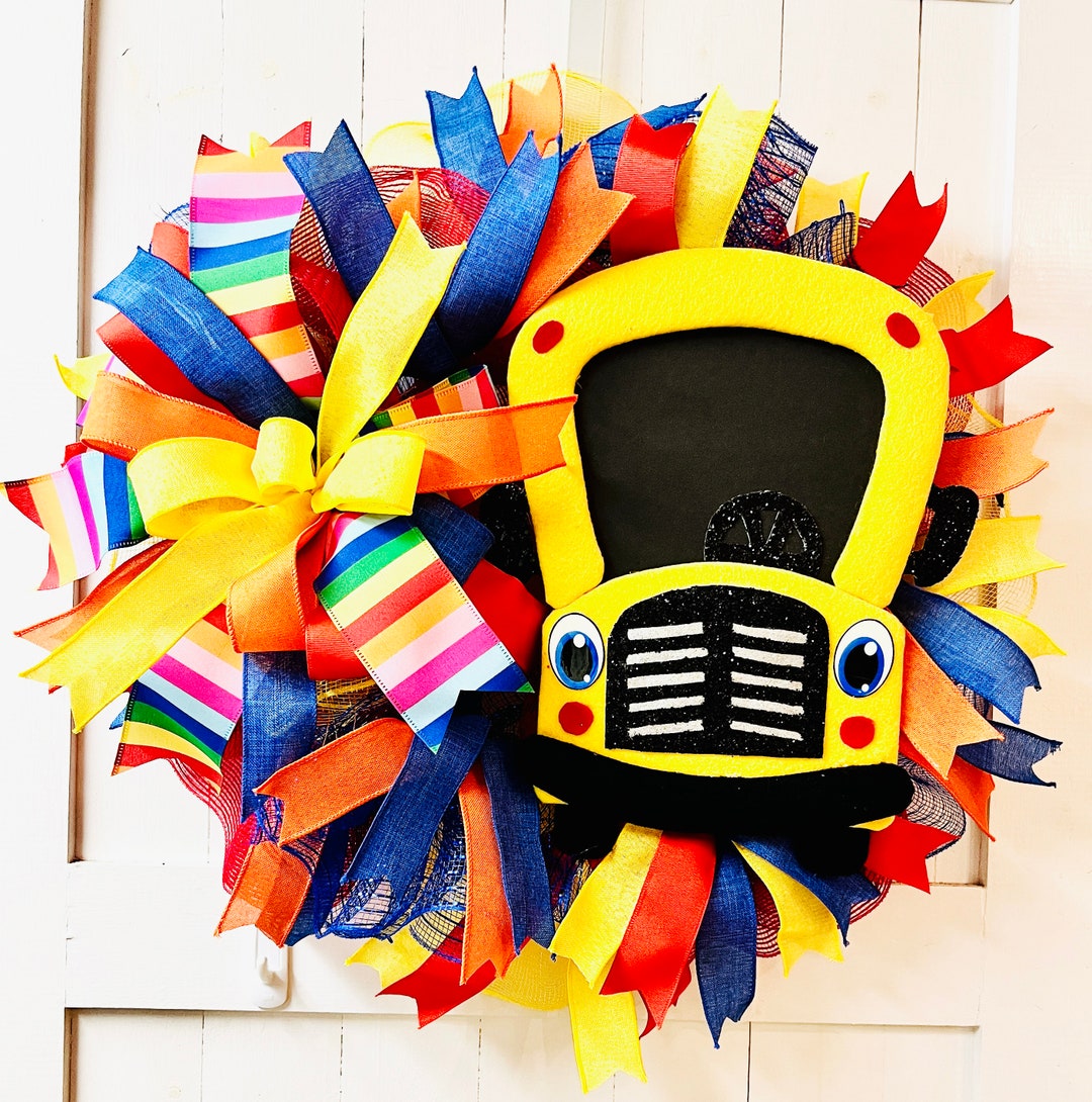Back to School Bus Wreath, Teacher Gift, Primary Colors - Etsy