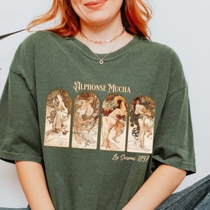Alphonse Mucha Art Nouveau Vintage Aesthetic Artsy Shirt, Art Hoe Dark Academia Clothing, Art Lovers T Shirt, Fine Art Major Gift, Art Shirt