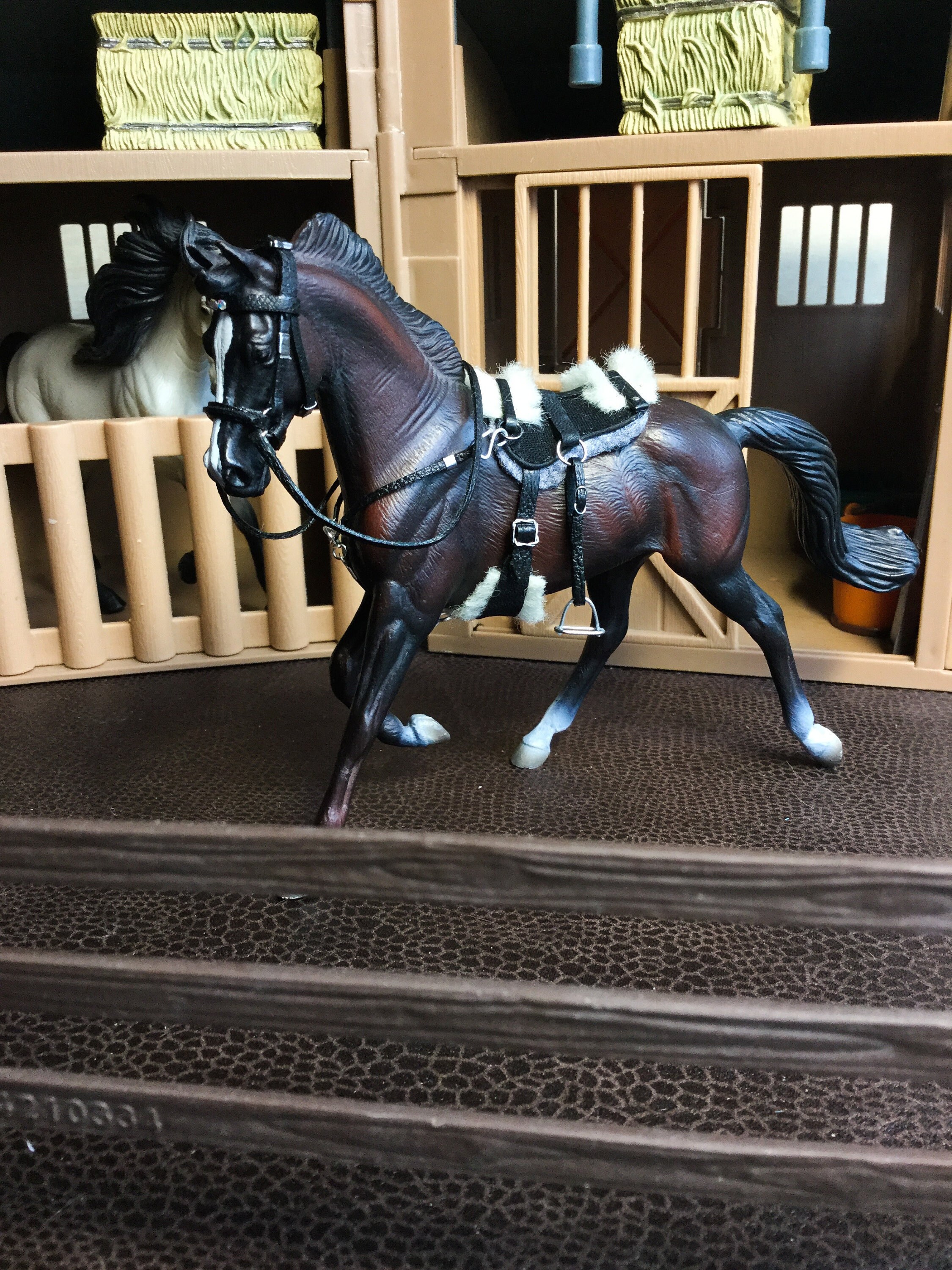 Model horse bareback tack set for CollectA horses 1:20 scale Model horse bareback tack set for CollectA horses 1:20 scale