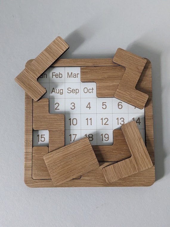 Il Tuo Calendario Puzzle - Calendario Perpetuo Con Sfida Logica Quotidiana - Regalo Originale - 2